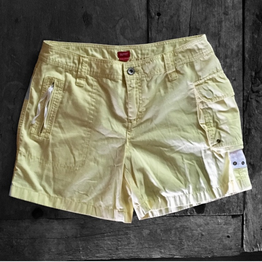 Espirt Yellow Cargo Zippered Pocket Shorts 🌵🍄